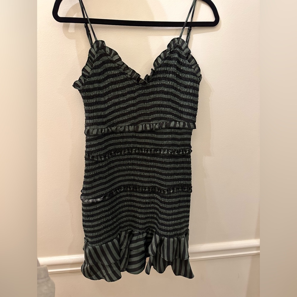 Fabrik ruched tight dress green and black size medium